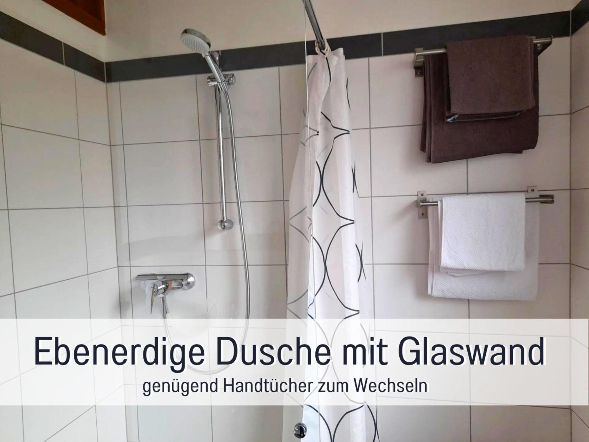 Ferienhaus Schwaab-Scherr, Genau Zwischen Bernkastel-Kues Und Traben-Trarbach, Mit Kostenlosem Oepnv-Ticket Fuer Bus Und Bahn, Parkplaetzen, Fahrradgarage Und Vielen Tipps Erden Luaran gambar