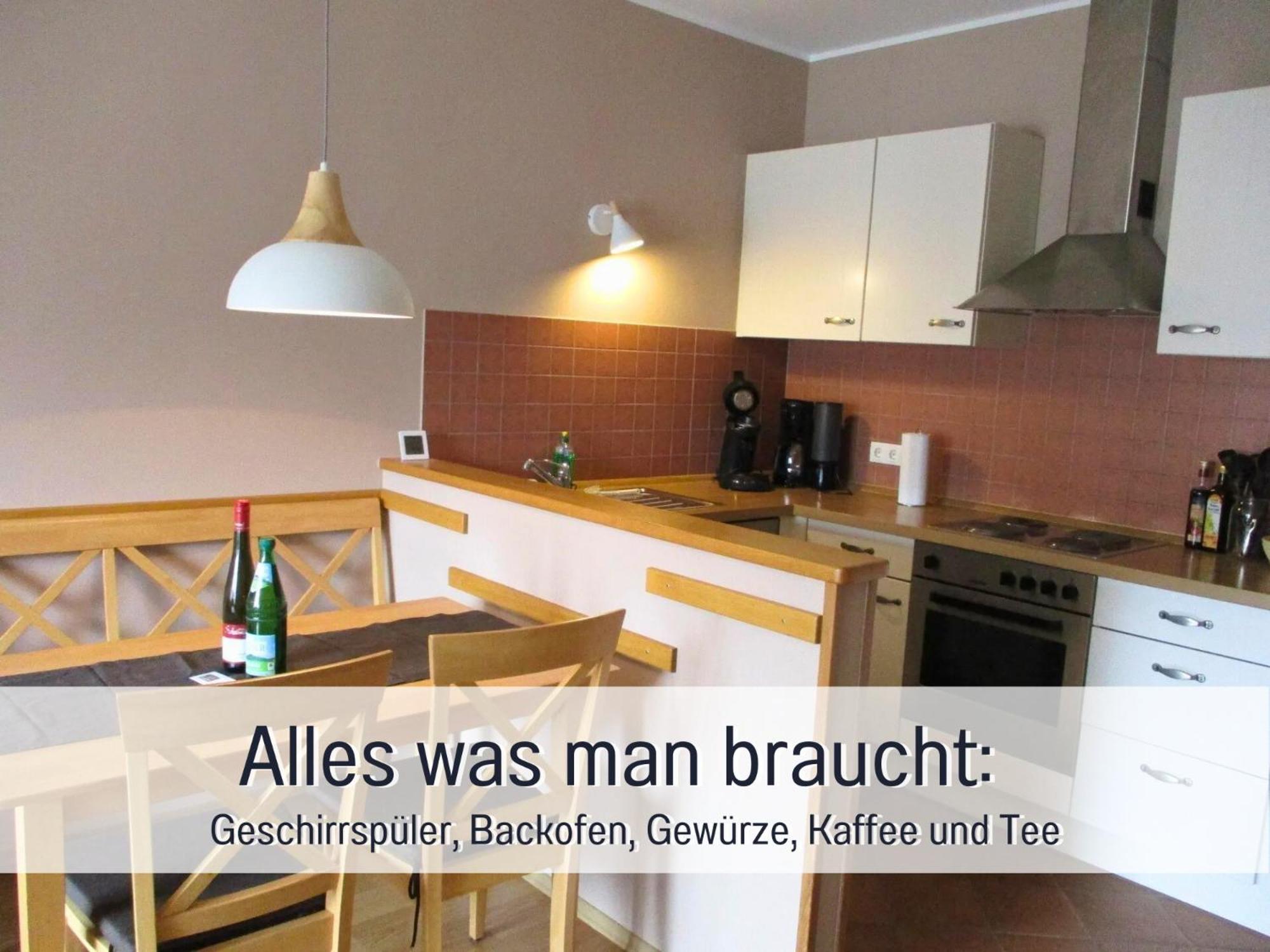 Ferienhaus Schwaab-Scherr, Genau Zwischen Bernkastel-Kues Und Traben-Trarbach, Mit Kostenlosem Oepnv-Ticket Fuer Bus Und Bahn, Parkplaetzen, Fahrradgarage Und Vielen Tipps Erden Luaran gambar