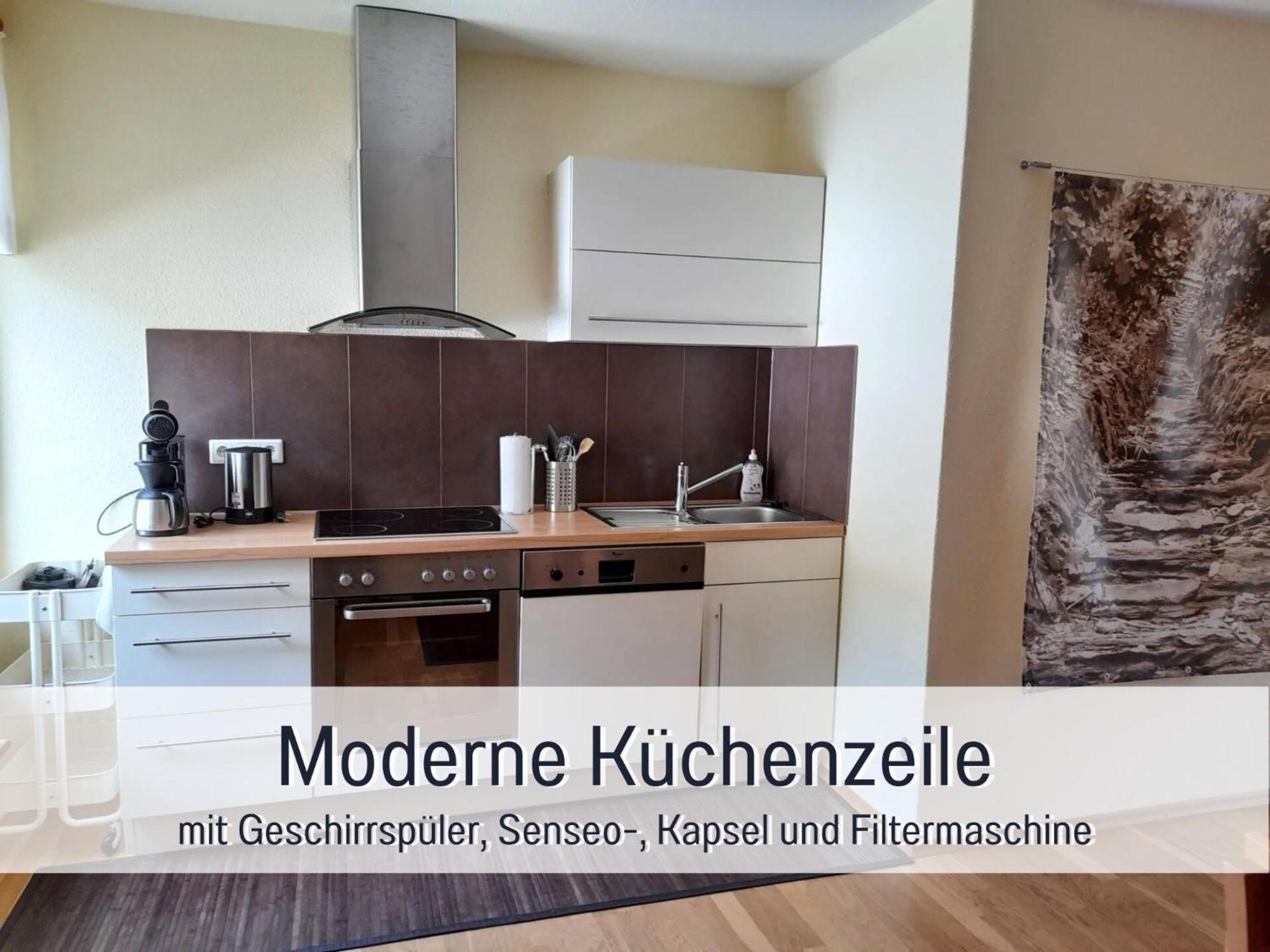 Ferienhaus Schwaab-Scherr, Genau Zwischen Bernkastel-Kues Und Traben-Trarbach, Mit Kostenlosem Oepnv-Ticket Fuer Bus Und Bahn, Parkplaetzen, Fahrradgarage Und Vielen Tipps Erden Luaran gambar